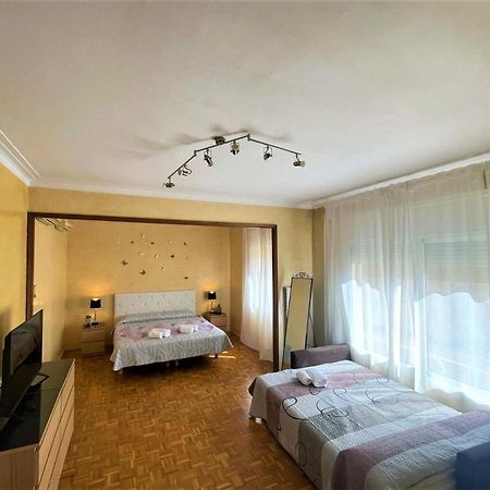 Villarroel Habitaciones Barcelona Kültér fotó