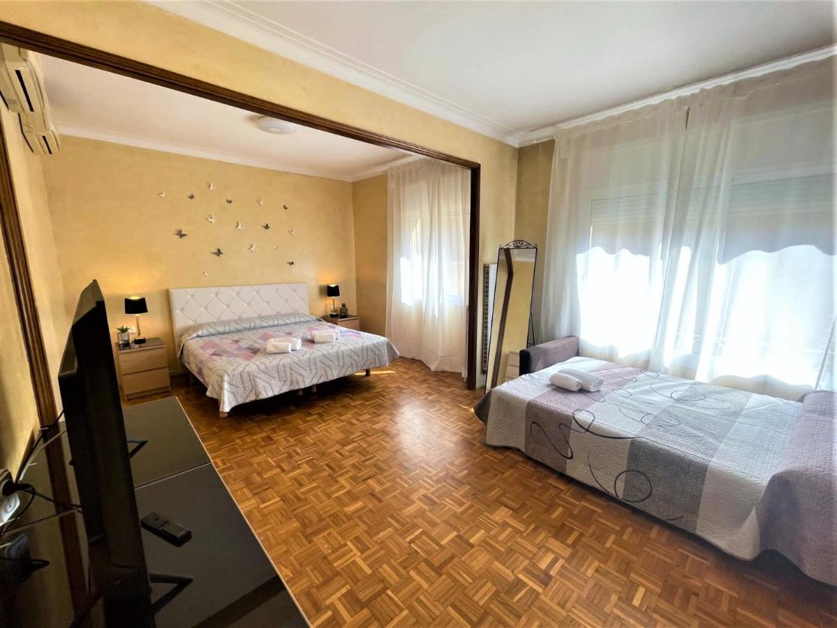 Villarroel Habitaciones Barcelona Kültér fotó